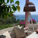 Turan Hill Lounge 4*