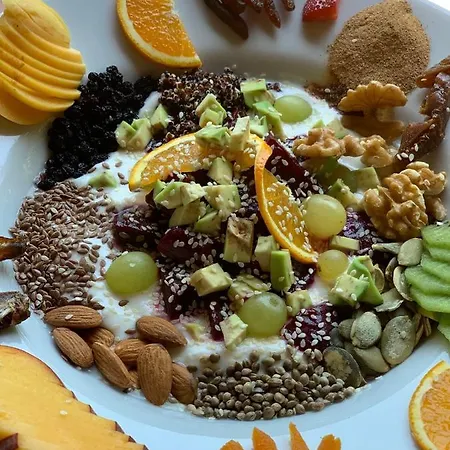 图兰山朗致酒店