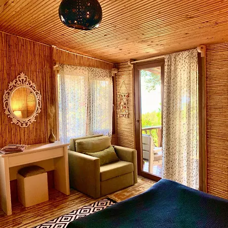 Turan Hill Lounge Holiday park