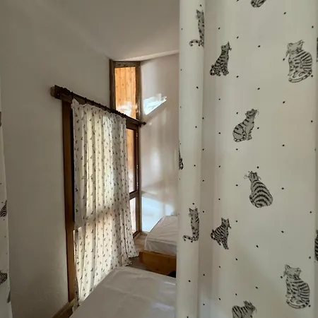 图兰山朗致酒店 4*