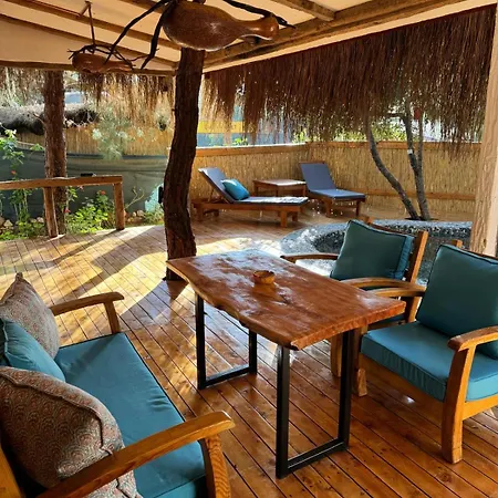 Turan Hill Lounge Holiday home