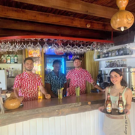 图兰山朗致酒店 4*