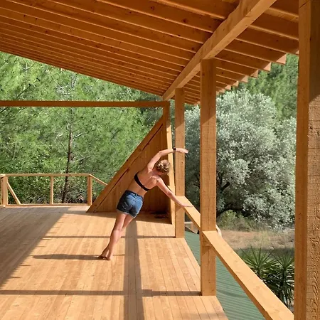 Turan Hill Lounge Parc de vacanță