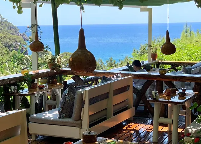 Turan Hill Lounge 4* 파랄리아